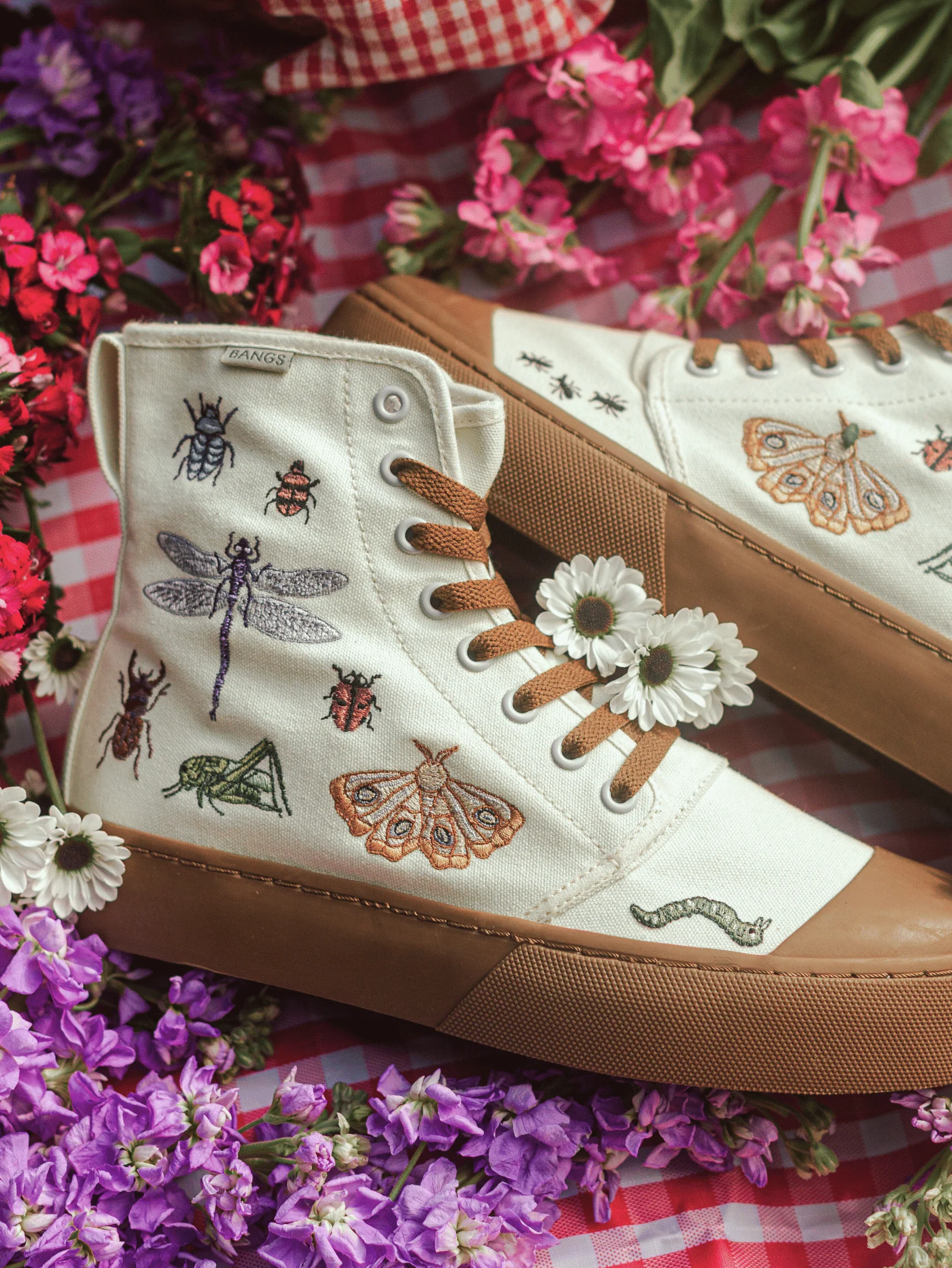 Backyard Bug Platform High Top