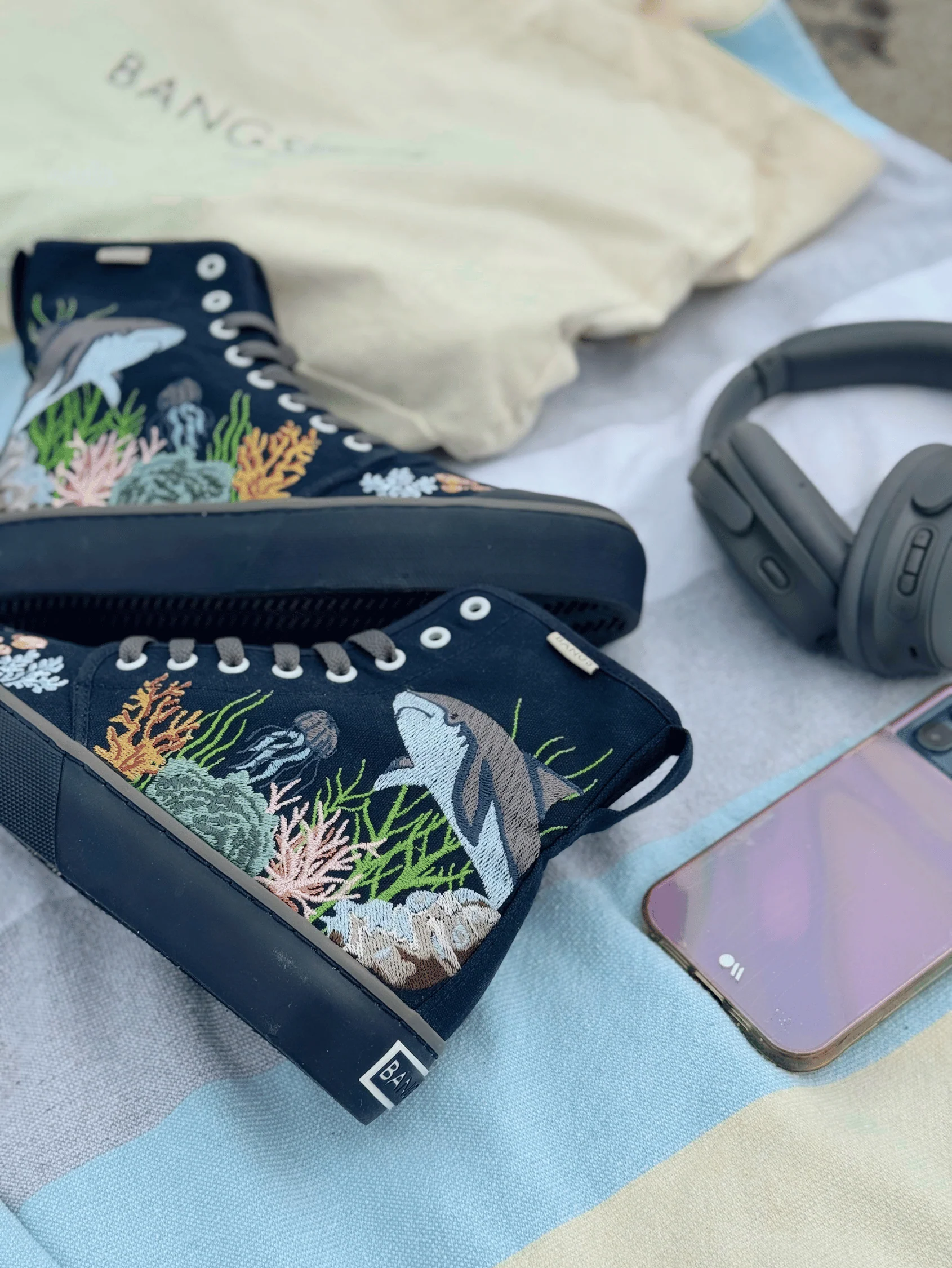 Coral Explorer Platform High Top