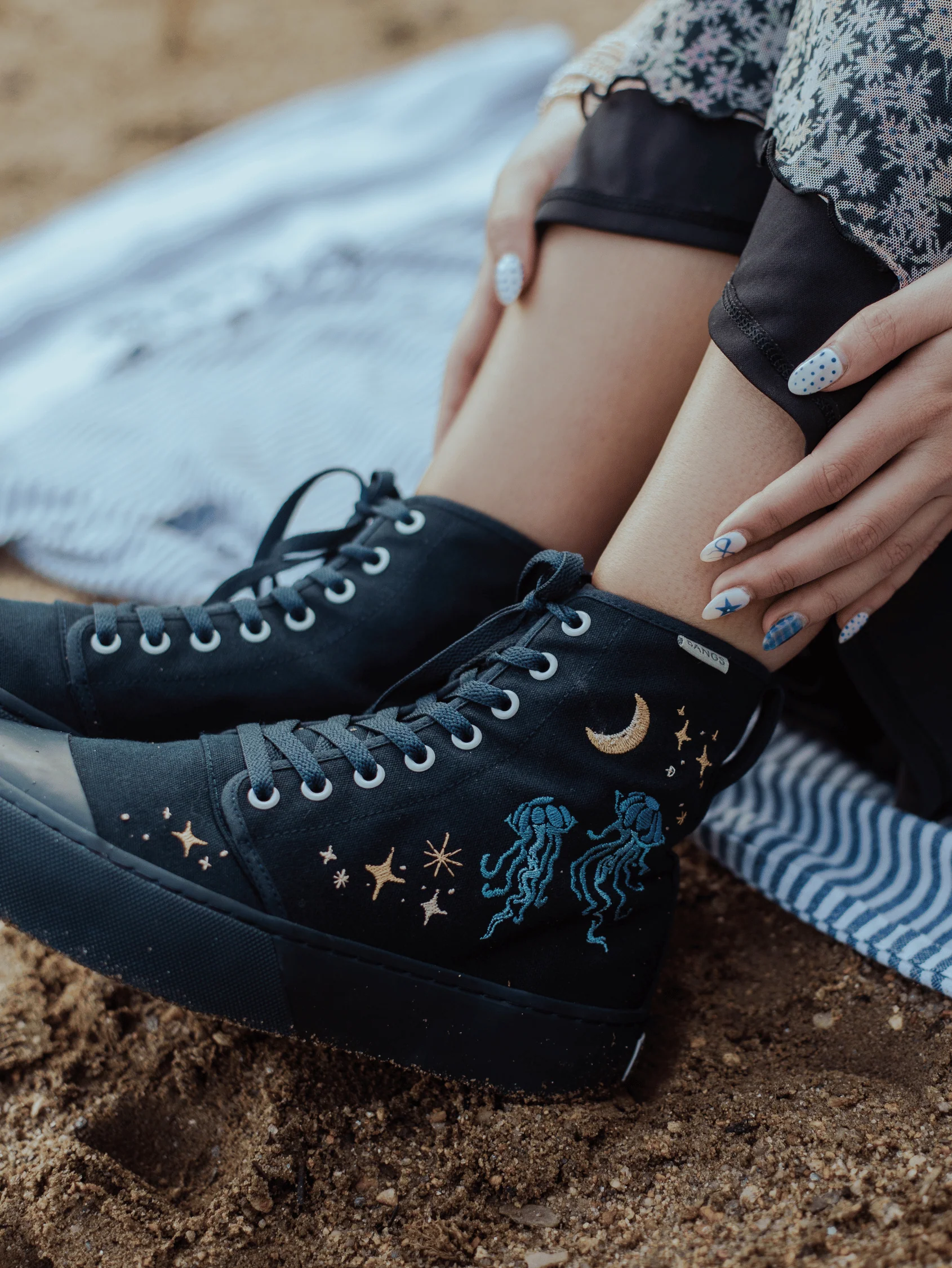 Moonjelly Magic Platform High Top